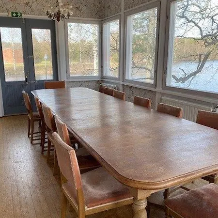 Vanha Klubi Inn *